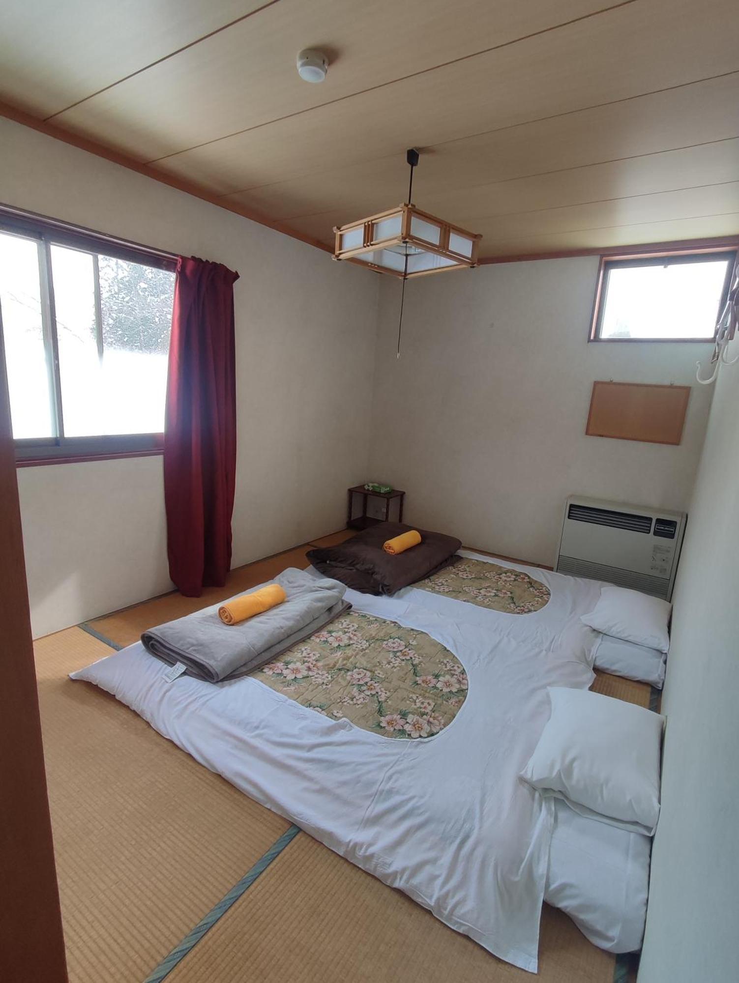 Peuf Lodge Otari Esterno foto